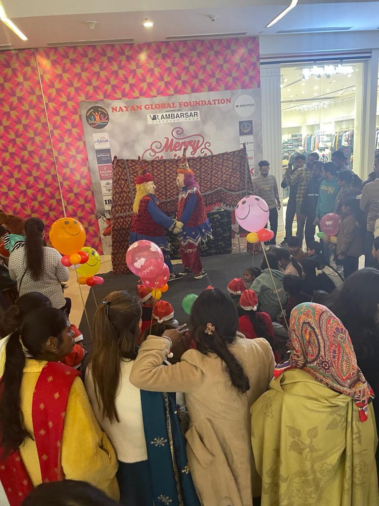 Puppet Show & Clown Visit to the Centre (24th Dec 2023)